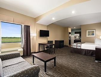 Days Inn Pearsall Екстериор снимка